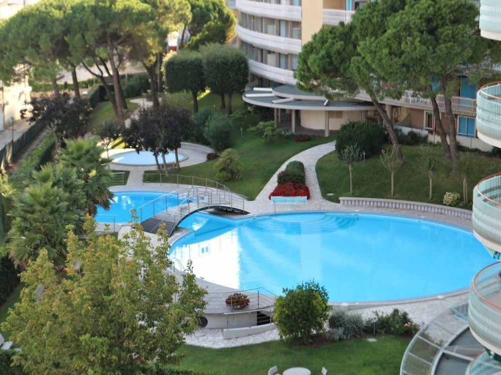 Ba- La Torre - Sea View - Apartment Линяно Сабиадоро Екстериор снимка